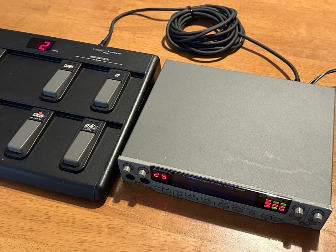 ZOOM 9030 マルチエフェクト+8050 コントローラー純正フルセット