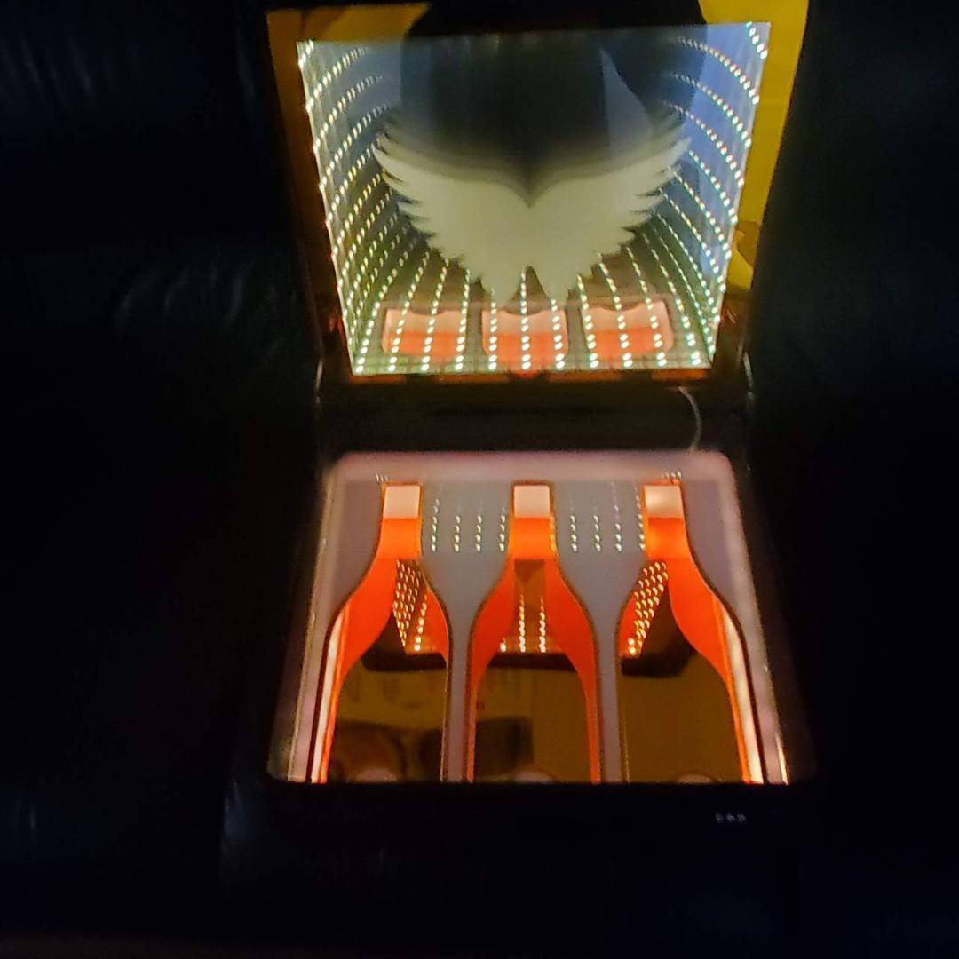 エンジェル アタッシュ ケース ANGEL シャンパン LED アルマンド