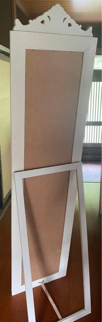 廃盤デザイン　アンティーク風スタンドミラー