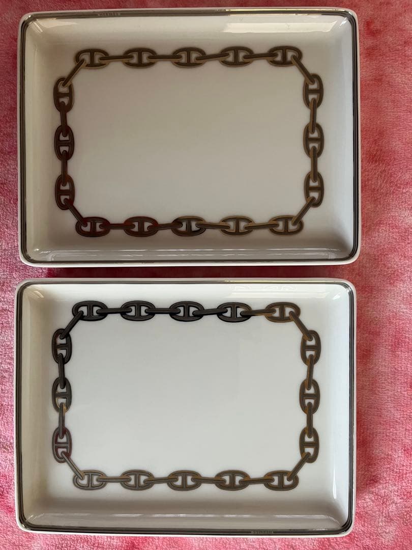 Hermès 未使用　HERMESシェーヌダンクルプレートスクエア　2枚