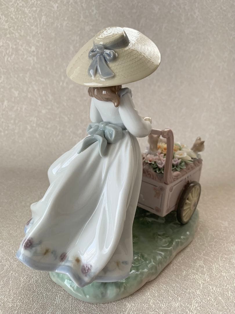 LLADRO リヤドロ キティカート 仔猫たちとお散歩