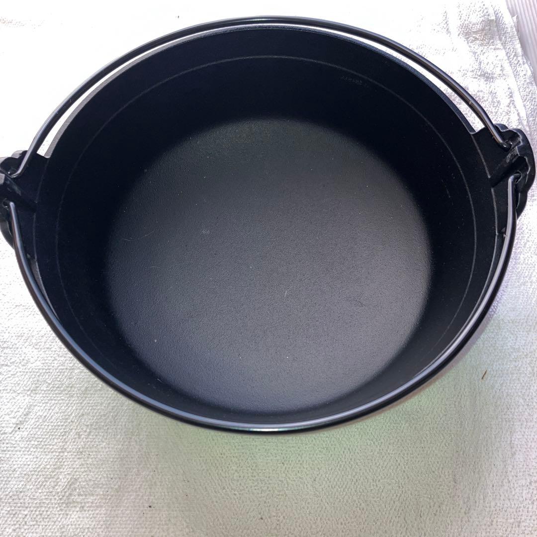 IWACHU 鋳鉄製 丸型鍋 検査証明書付き　南部鉄器岩鋳　ふる里鍋深型未使用