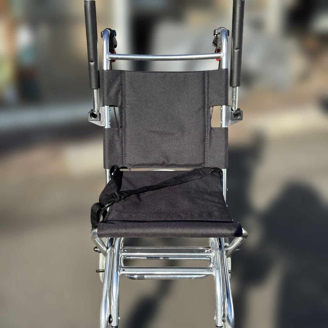 折りたたみ式介助用車椅子 黒
