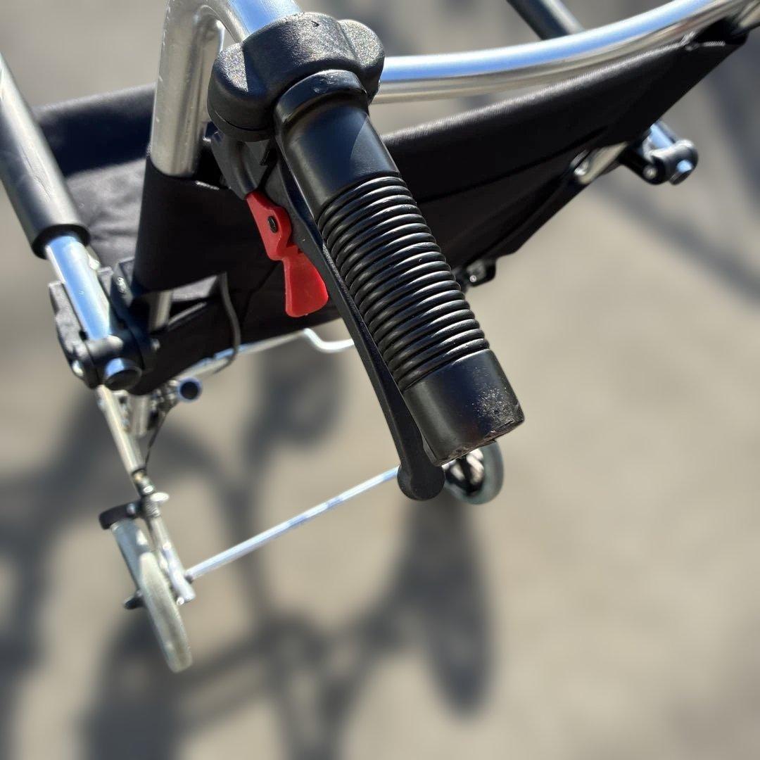 折りたたみ式介助用車椅子 黒