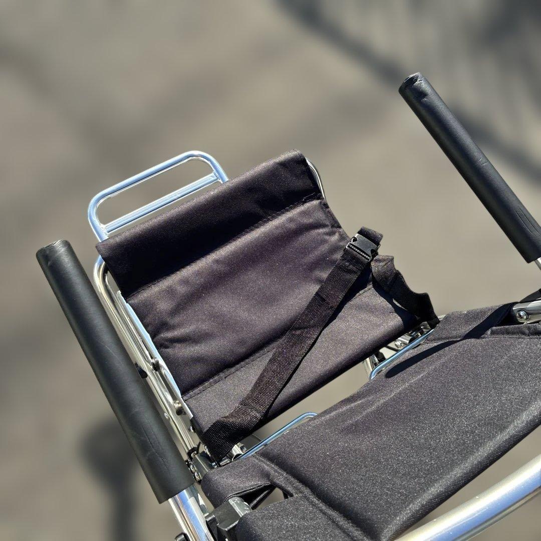 折りたたみ式介助用車椅子 黒