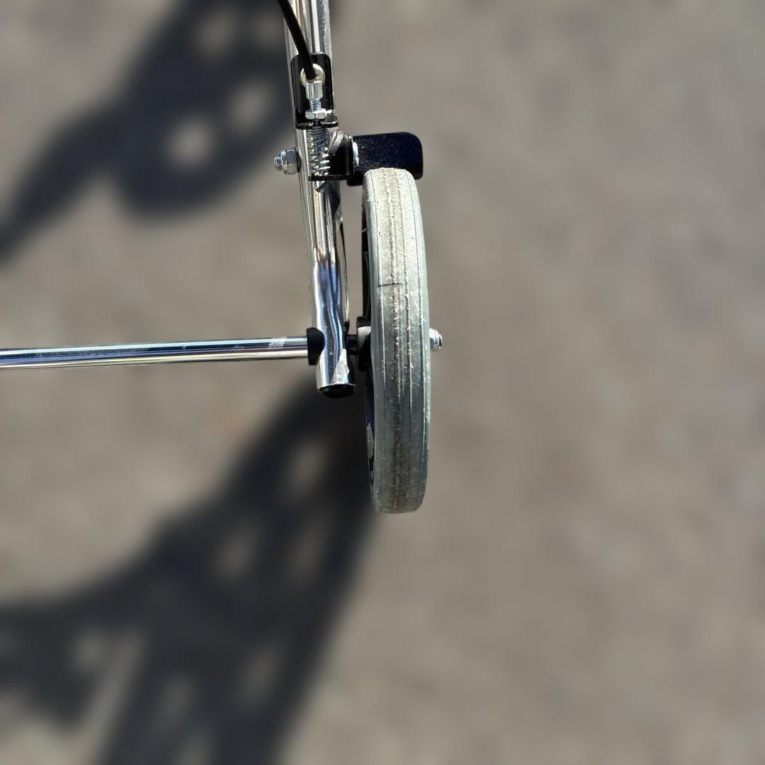 折りたたみ式介助用車椅子 黒