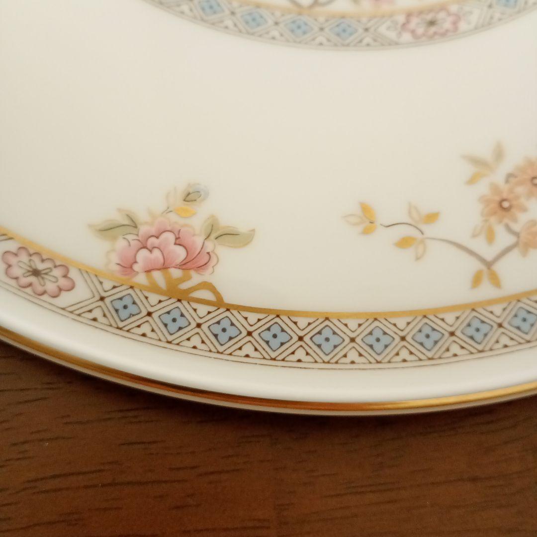 ロイヤルドルトン　カントン　ガトープレート　　28.5cm　新品未使用　一級品