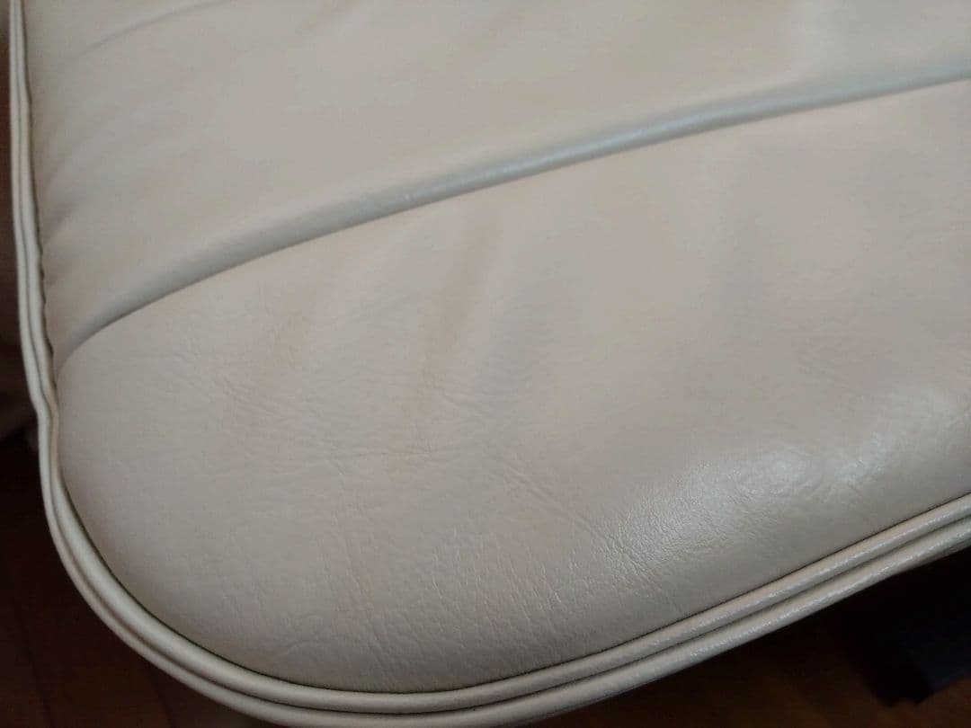 タカラベルモント「快適美顔」エステベッド