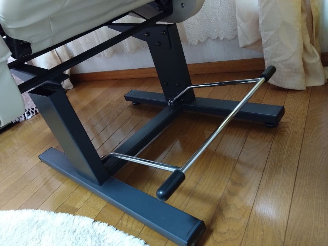 タカラベルモント「快適美顔」エステベッド