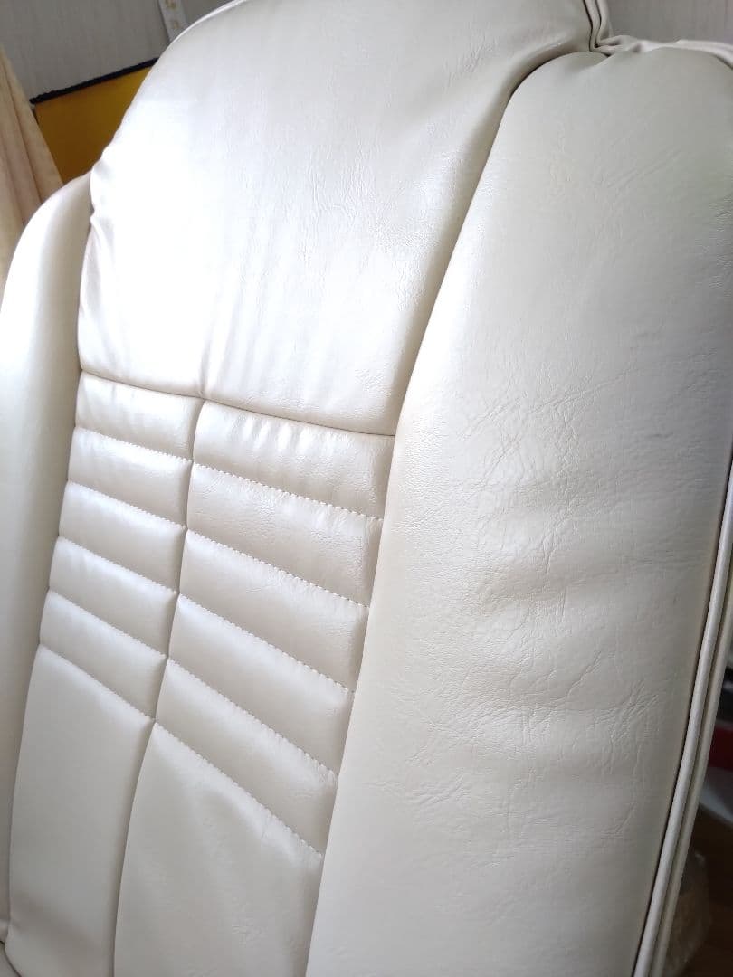 タカラベルモント「快適美顔」エステベッド