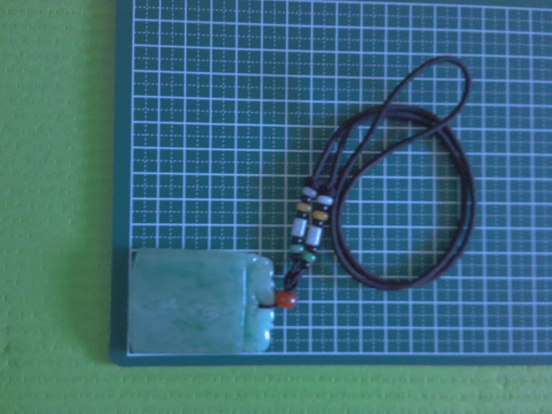 アンティーク★翡翠 緑色 ペンダントネックレス★《#九運国際貿易》