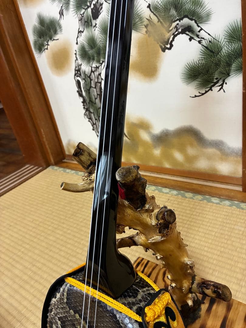 沖縄三線！貴重！知念大工型！本蛇皮！本張り！【一枚張り】⑥⑭