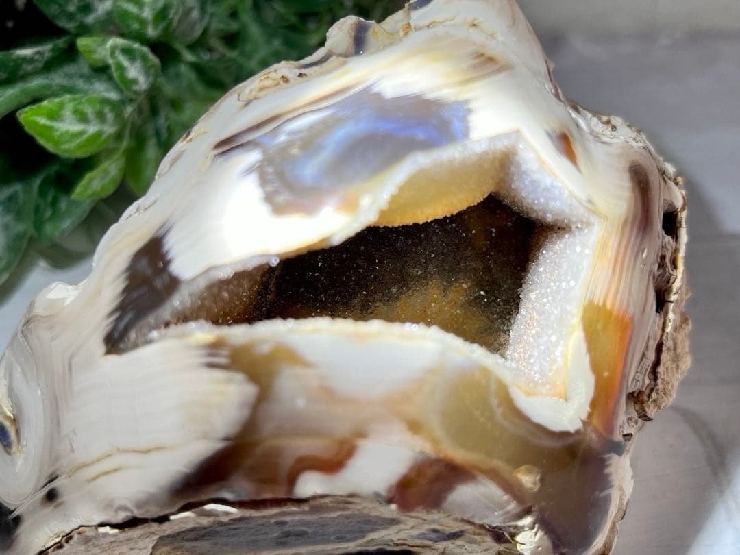 大サイズ　瑪瑙　アゲート ジオード　原石　晶洞　置物