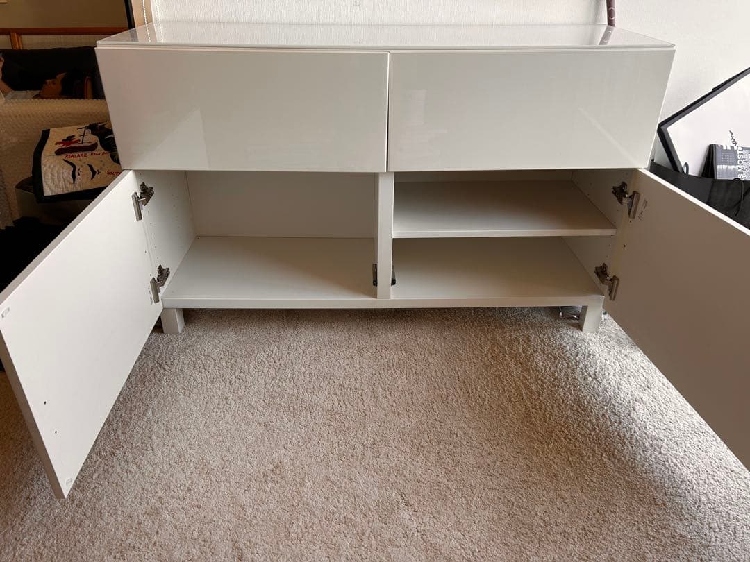 IKEA キャビネット　ベストー