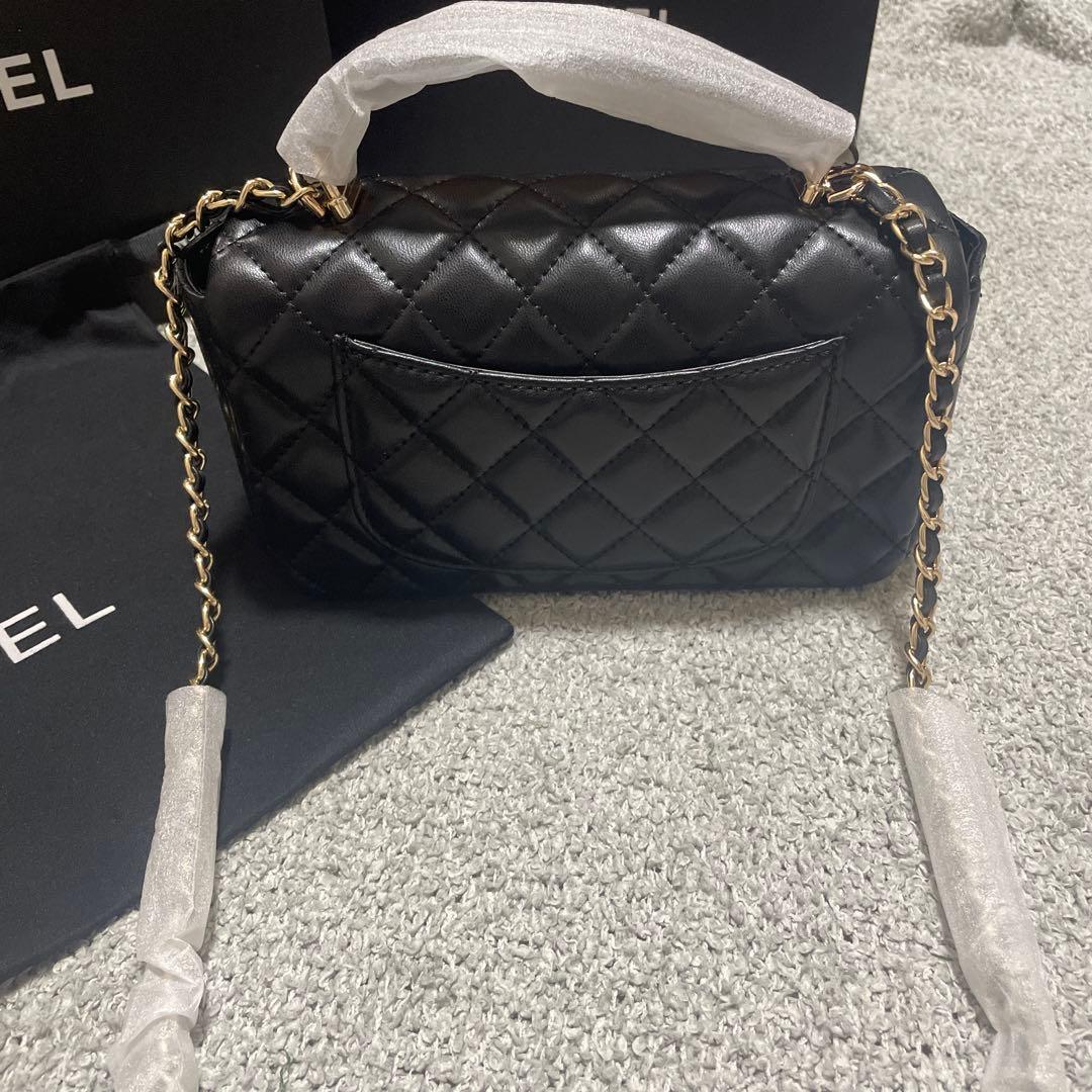 CHANEL ブラック ショルダーバッグ　ノベルティ