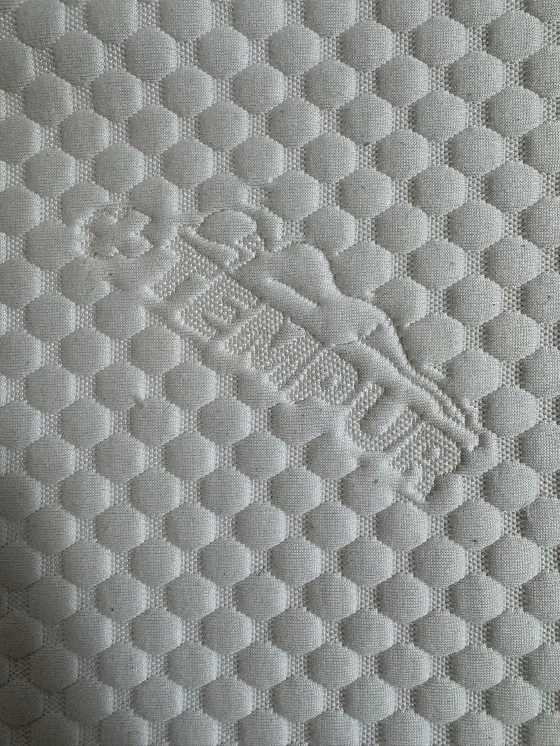 全国送料無料　テンピュール イーズ マットレス セミダブルサイズマットレス正規品