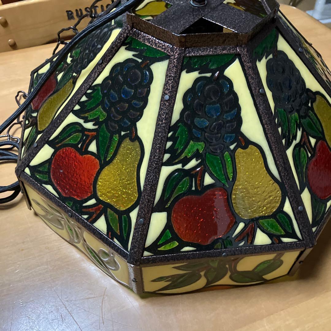 ステンドグラス風ペンダント照明（引掛シーリング式、取付具付き）