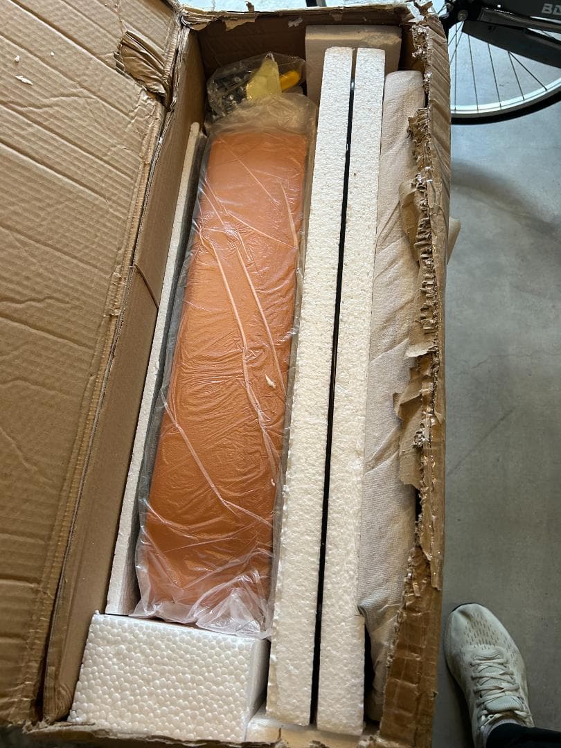 《ウィンターセール》ホワイト岩板天板 リビングテーブル＆テレビ台ゴールドフレーム