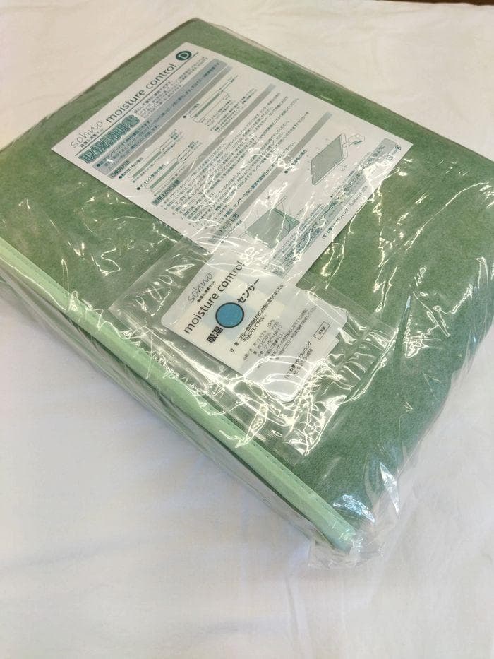 新品　除湿シート　ダブル　敷き布団、マットレスの下に敷くだけで湿気吸収