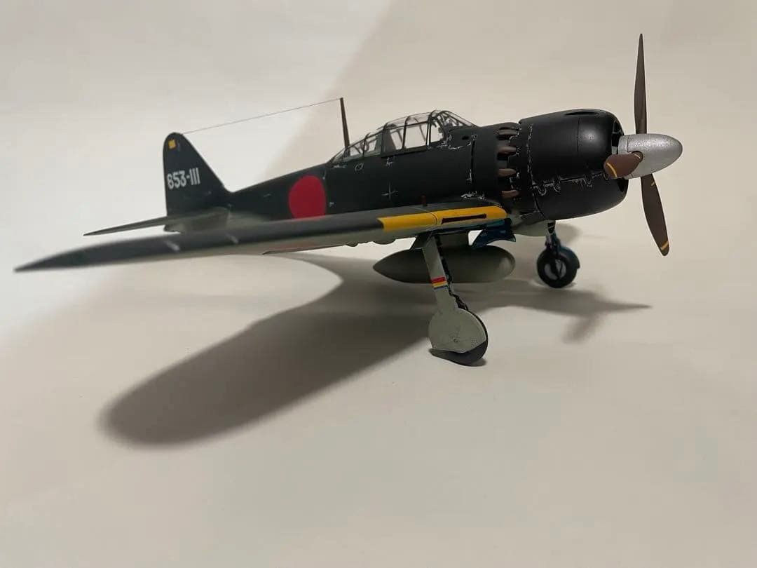 タミヤ零戦52型 1/32 プラモデル完成品