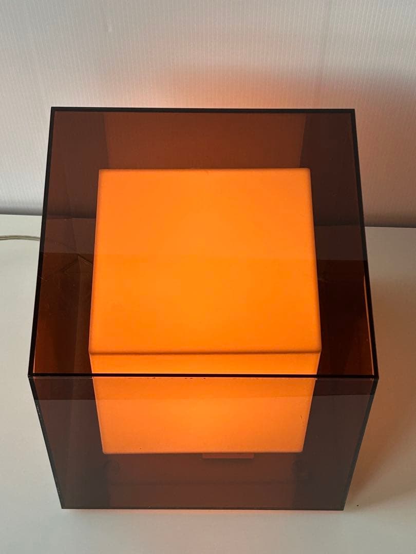 照明　フロアライト　ポストモダン　ミッドセンチュリー　スペースエイジ