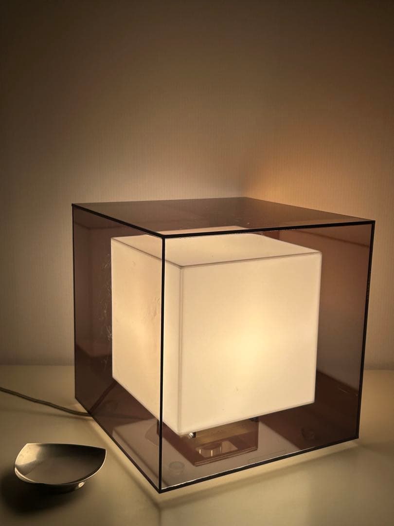 照明　フロアライト　ポストモダン　ミッドセンチュリー　スペースエイジ