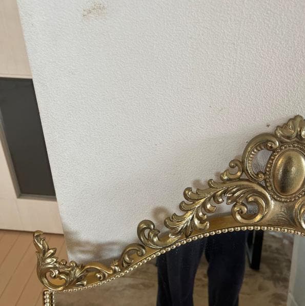 ゴールド　壁掛け鏡　鏡　アンティーク　ミラー　アンティークミラー