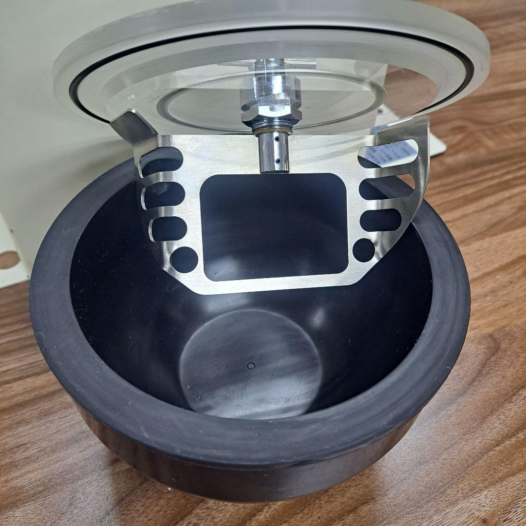 歯科技工　DAIEI Angel ブレンダー　真空撹拌機　カップ付属　壁掛け