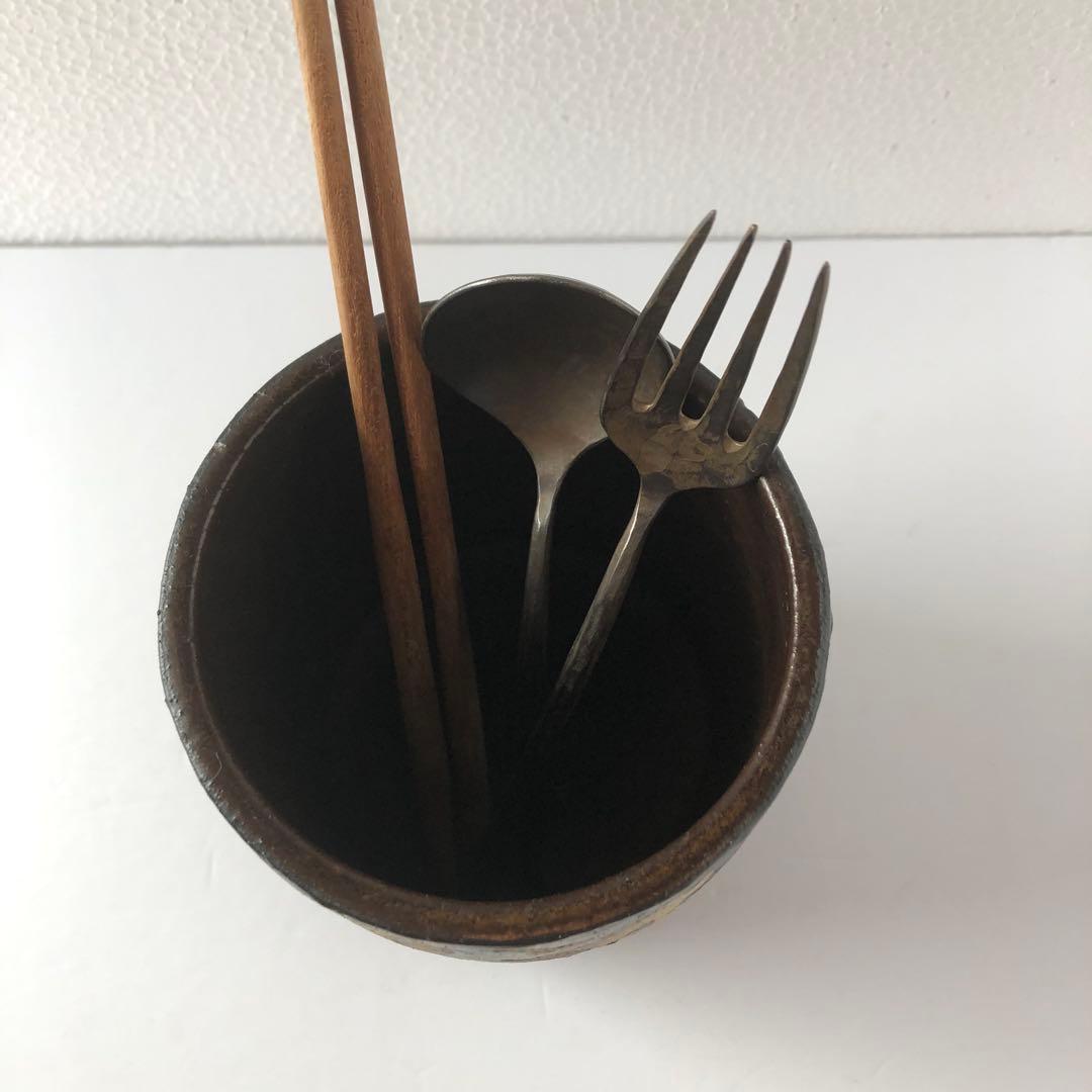 工房十鶴　ドクロ柄　筒形の器　フラワーベース 花器 カトラリースタンド やちむん