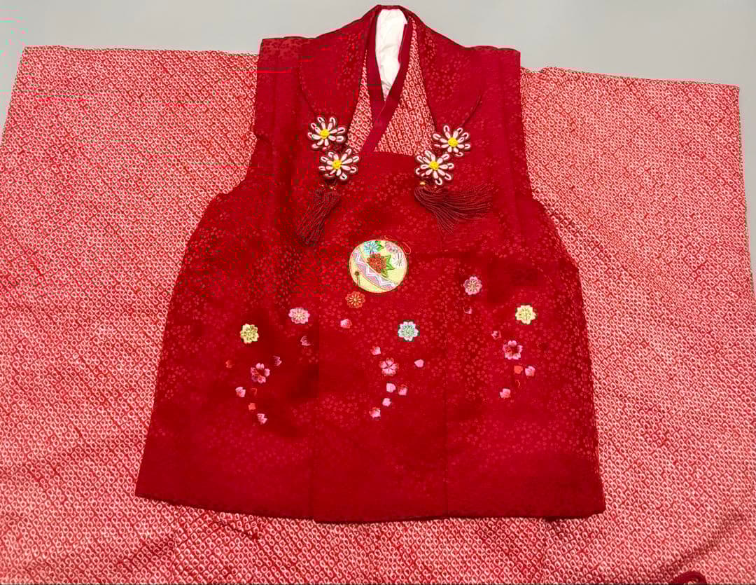 七五三　正絹　3歳　絞り　総絞り　被布　刺繍　一つ身　フルセット　赤　桜　百貨店