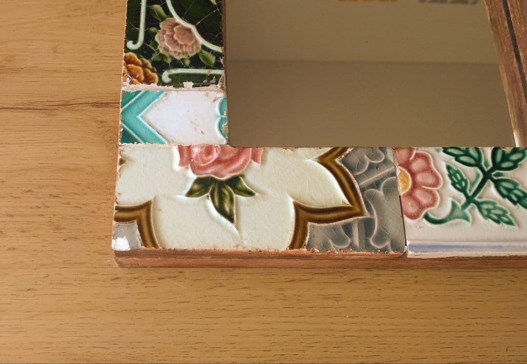 アンティーク　マジョリカタイルミラー　壁掛け鏡　アンティークミラー　レトロ