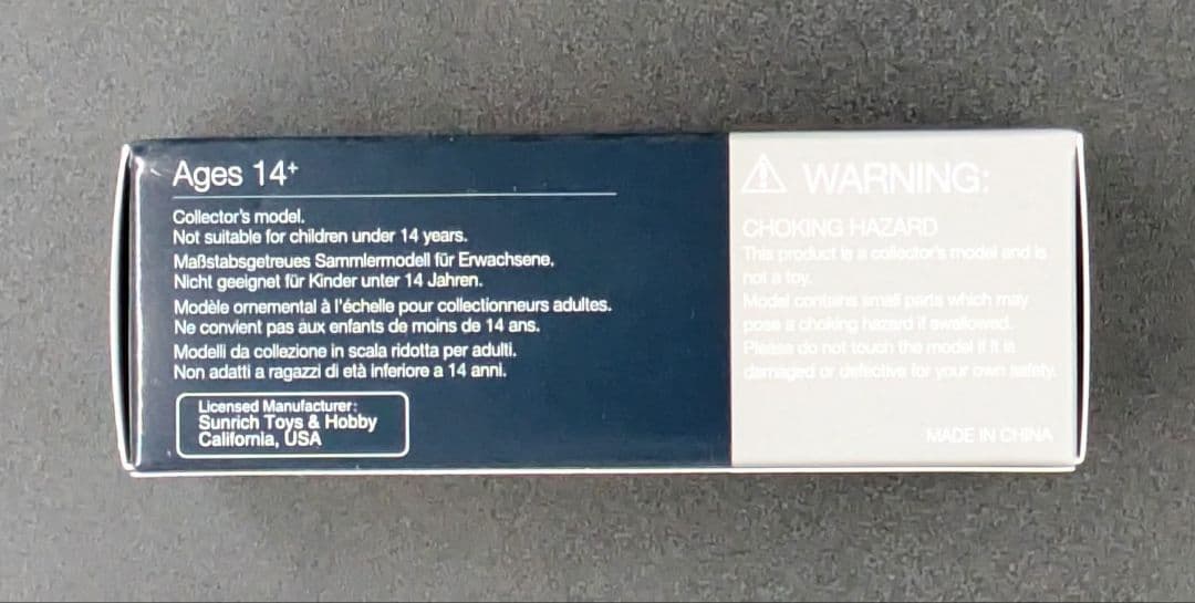 ミニカー MINI GT Oracle Red Bull Racing RB18 #11