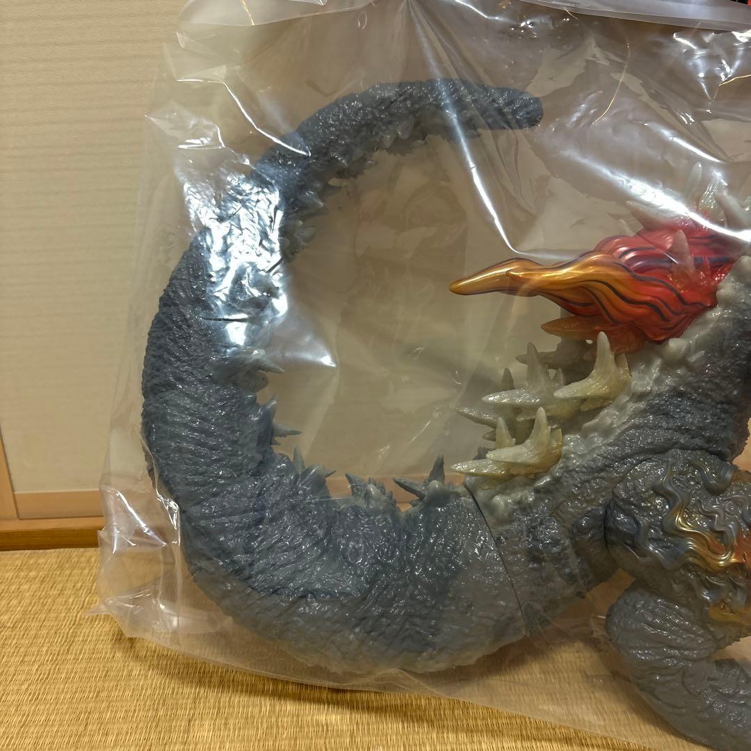 ゴジラ（2023）金雲 蓄光WF2026 frogtree プレックス - メルカリ