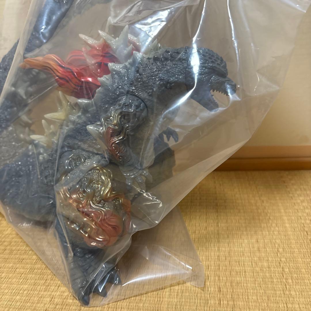 ゴジラ（2023）金雲 蓄光WF2026 frogtree プレックス - メルカリ