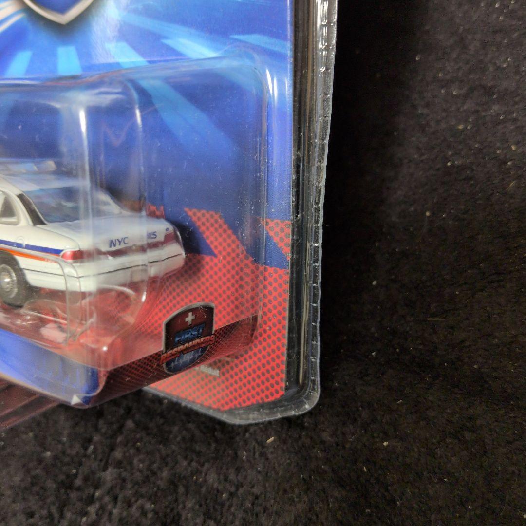 ミニカー GREENLIGHTCROWNVictoria