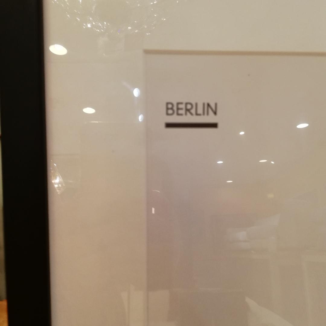 ♤Boconcept/ボーコンセプト アートプリント 「ベルリン」 - メルカリ