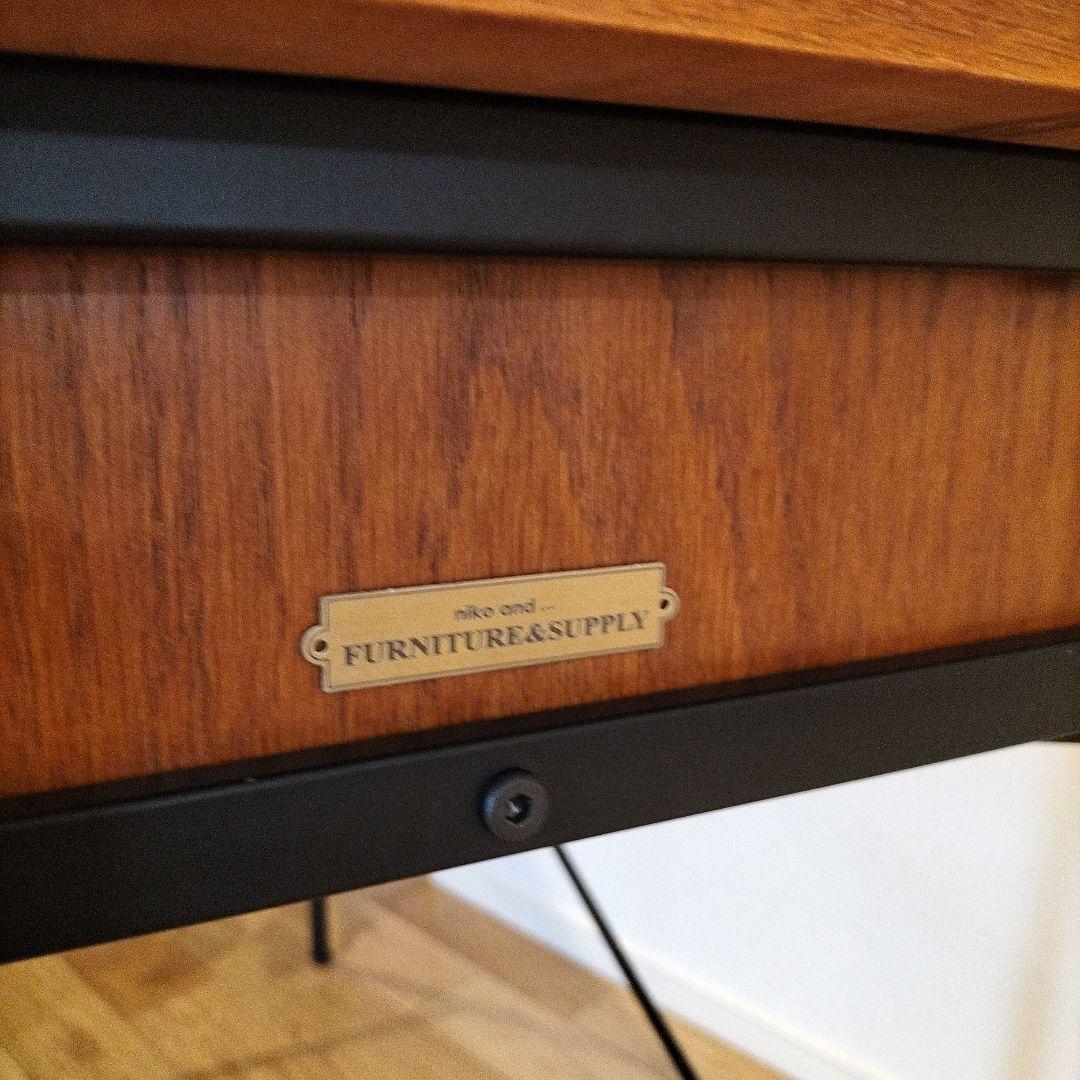 ニコアンド　ブラウン 引き出し付きデスク