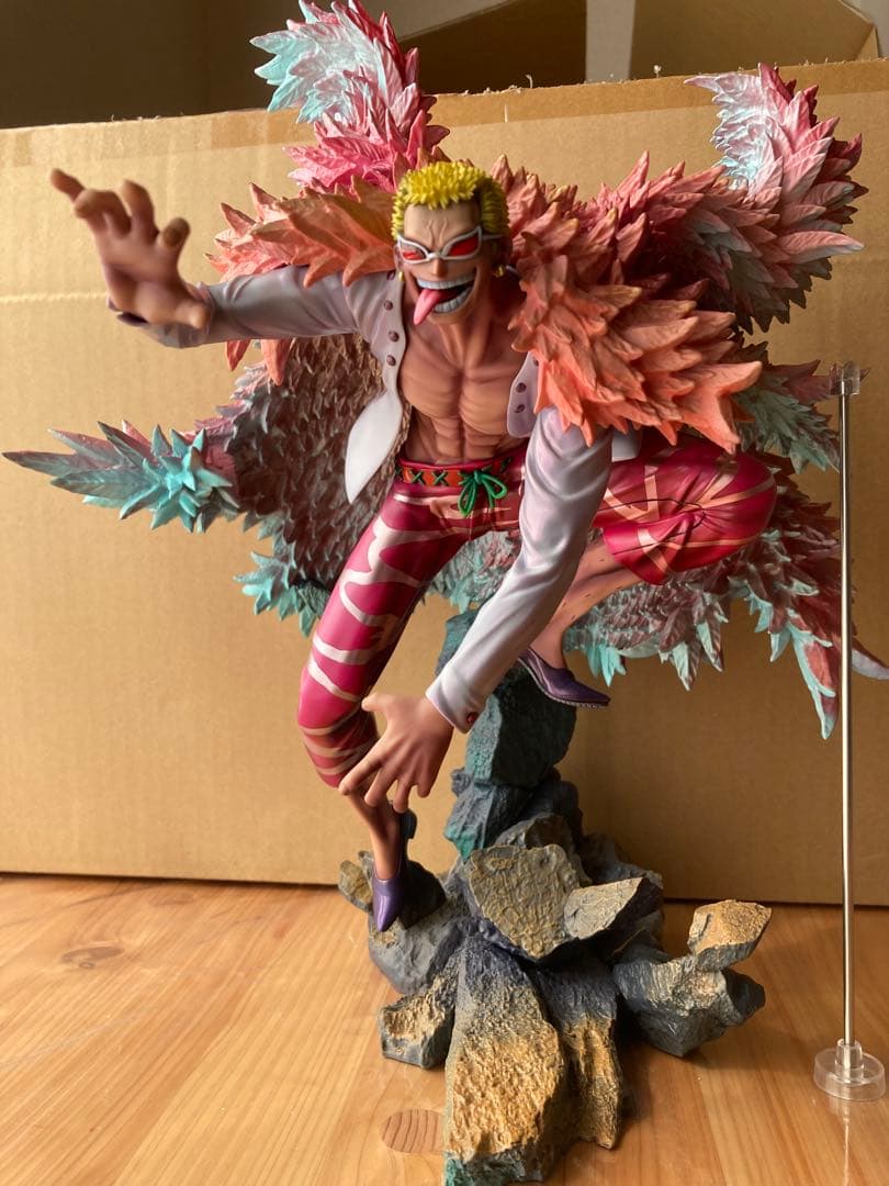 ワンピース ドフラミンゴ pop maximum フィギュア - メルカリ