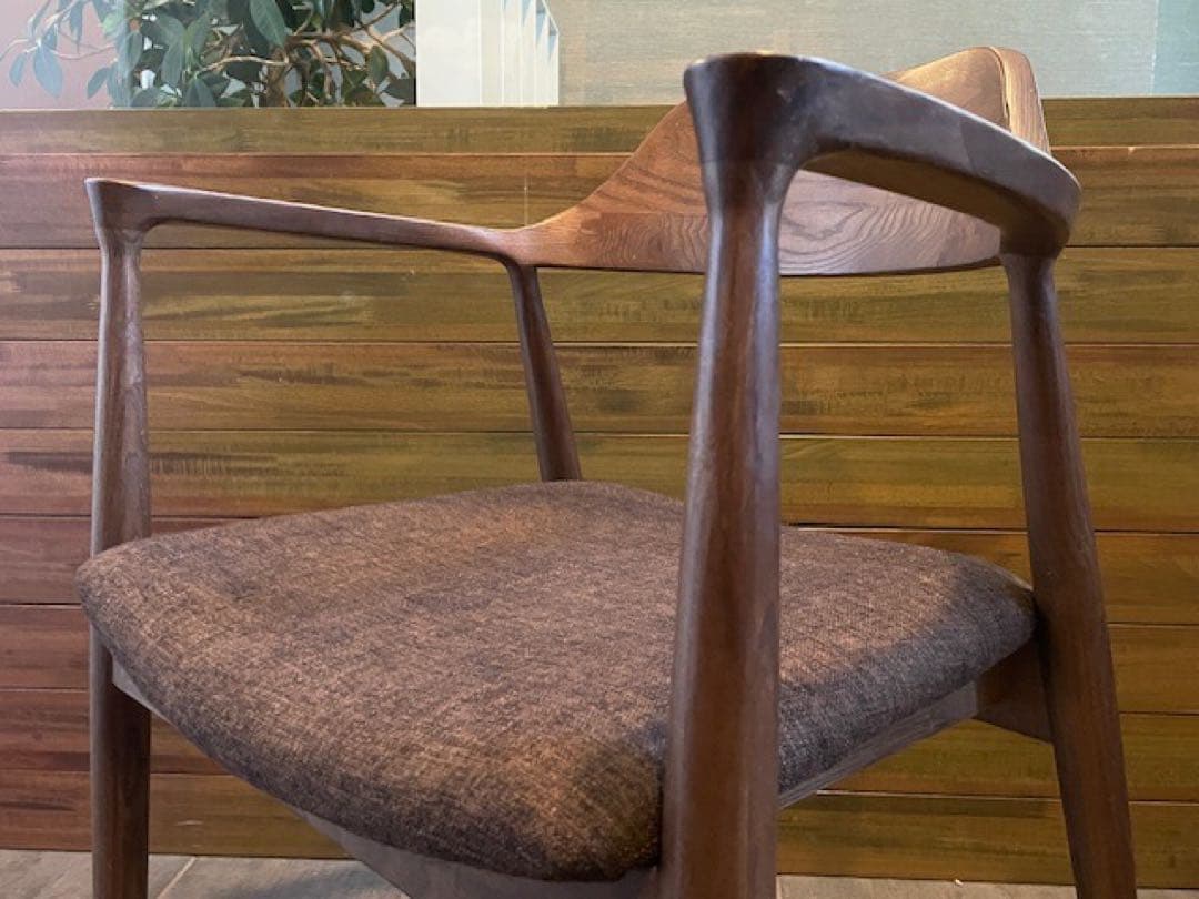 こんねこん12■タモ無垢材/天然木 アームチェア/ダイニングチェア■A