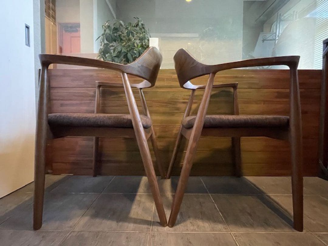 こんねこん12■タモ無垢材/天然木 アームチェア/ダイニングチェア■A