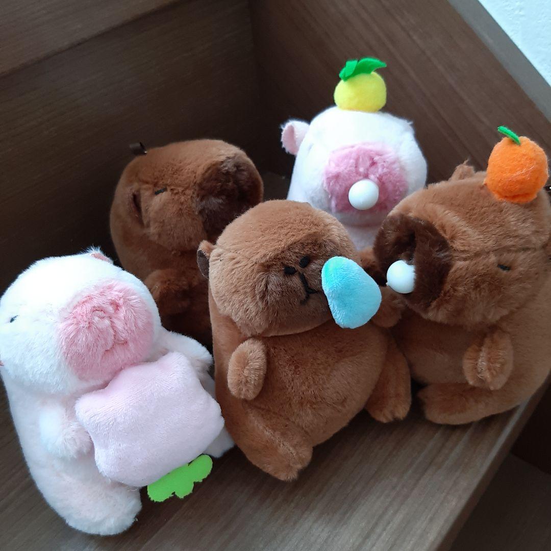 カピバラ　キーホルダー　ぬいぐるみ　セット5個　いろいろ