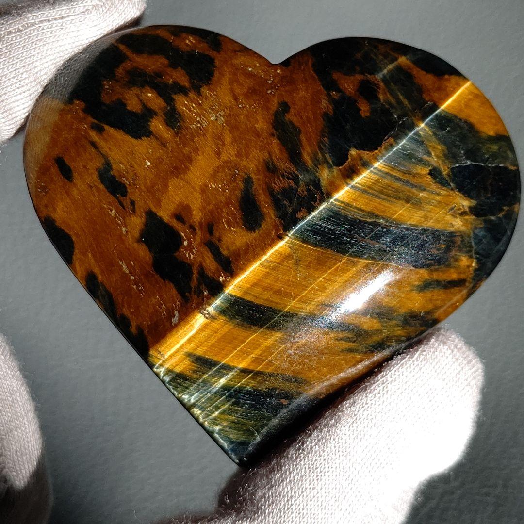 ツートーン構造　豹柄　境界ゴールシラー　タイガーアイ ハート 　天然石