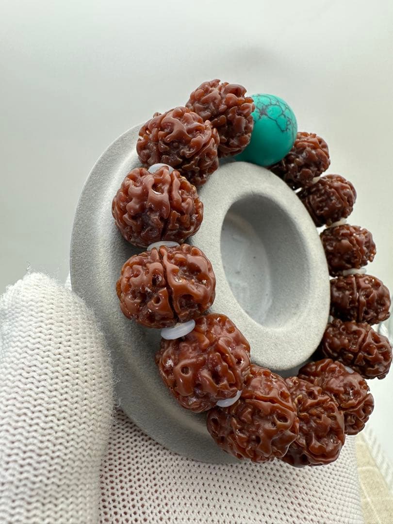 ☆天然☆ 本金剛菩提樹数珠 ターコイズ ブレスレットフリーサイズ （稀有品）