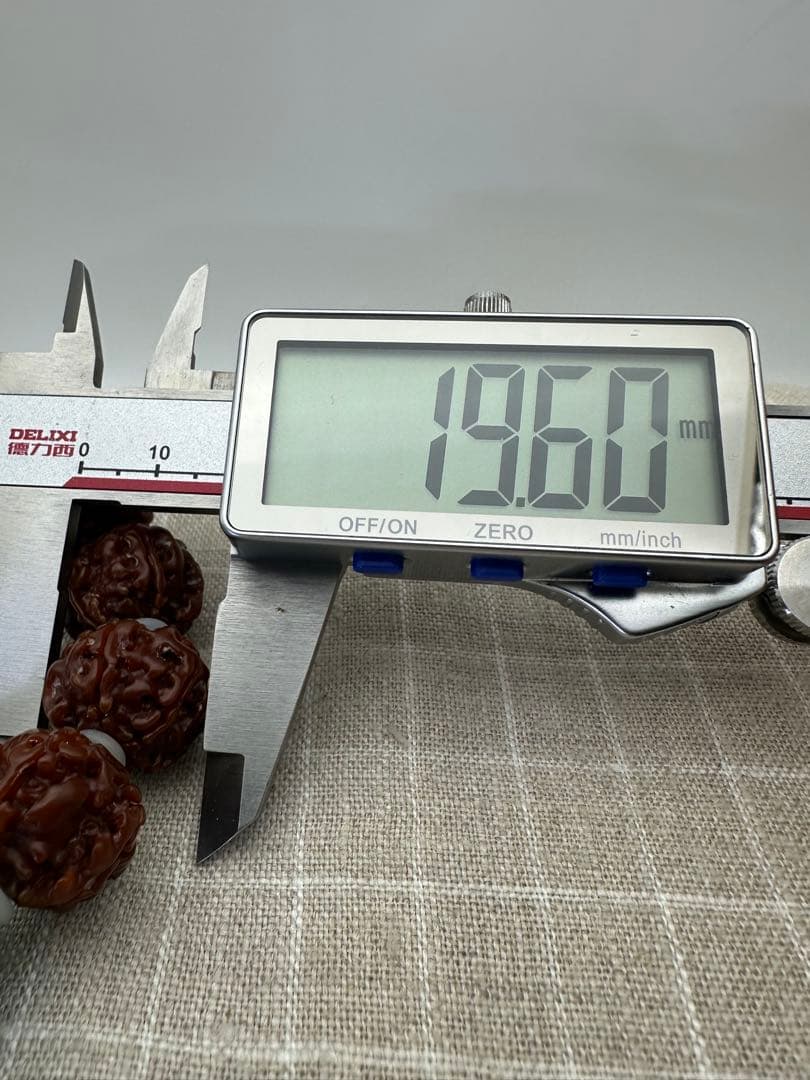 ☆天然☆ 本金剛菩提樹数珠 ターコイズ ブレスレットフリーサイズ （稀有品）