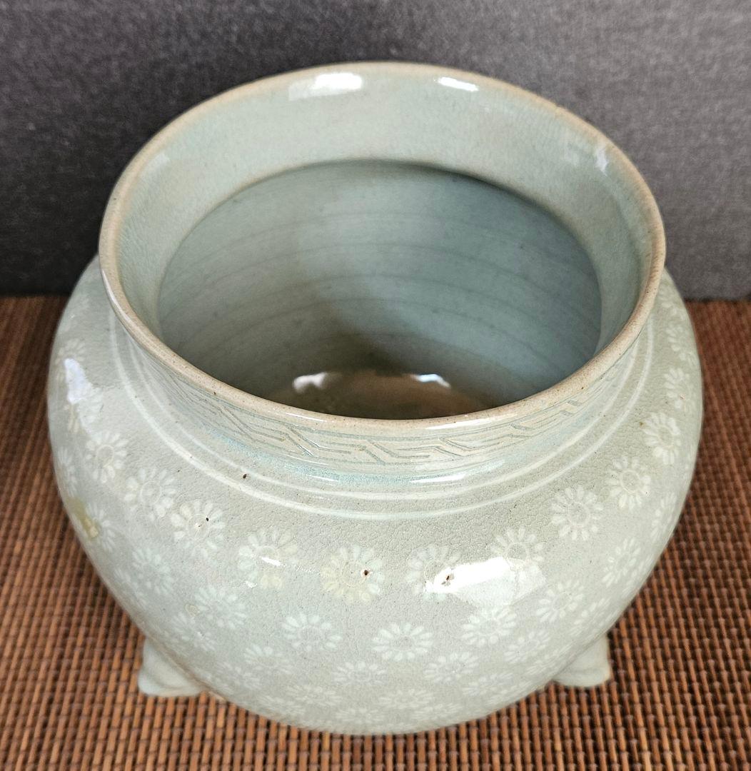 京　作　高麗青磁　三島　花三島　三獣脚　大香炉　李朝青磁　花三島　三島手