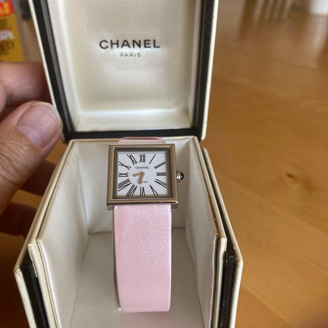 シャネル CHANEL マドモアゼル クォーツ レディース内箱