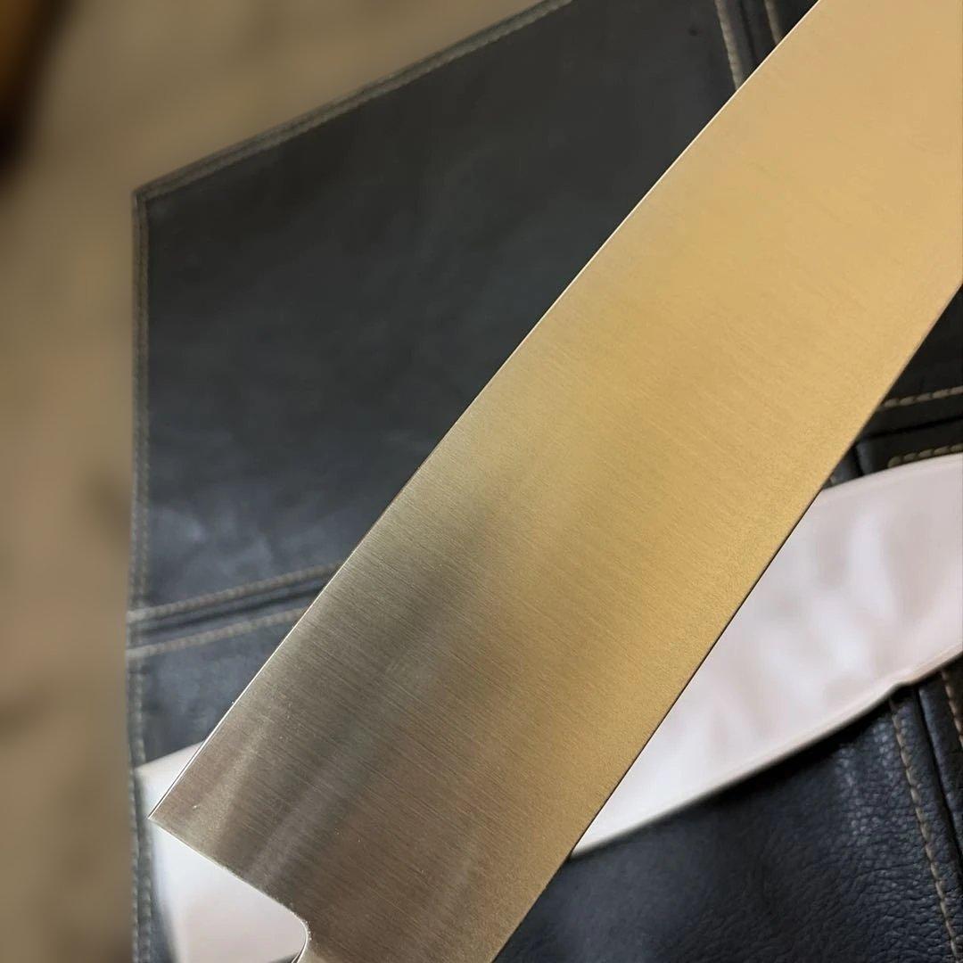 Brieto M11 PRO包丁牛刀27cm 新品未使用　（楽天 13376円）