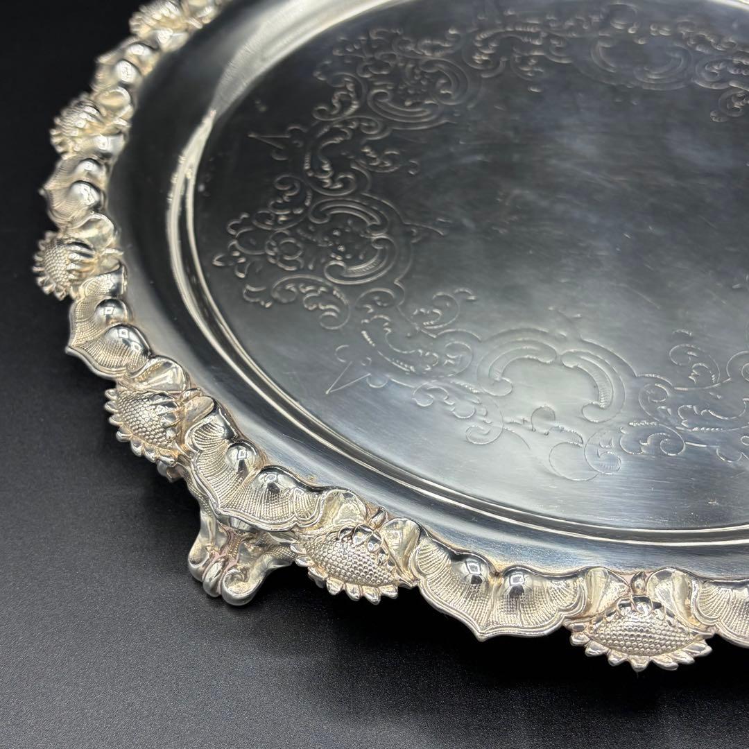 英国ビンテージ＞シルバープレート 脚付きのトレイ サルヴァ 銀盆