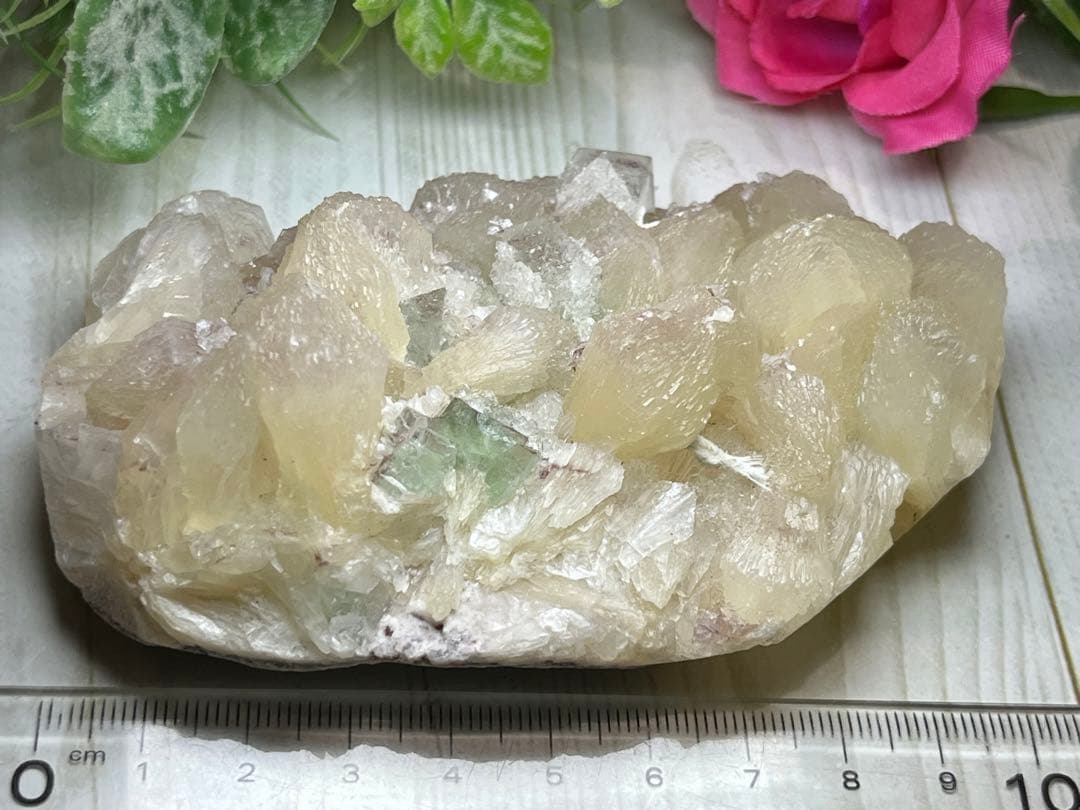 天使の水晶✨　グリーンアポフィライト　原石　魚眼石　スチルバイト　クラスター