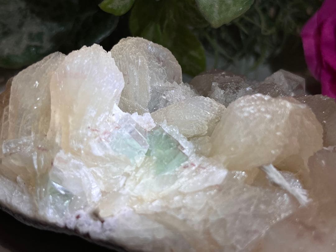 天使の水晶✨　グリーンアポフィライト　原石　魚眼石　スチルバイト　クラスター